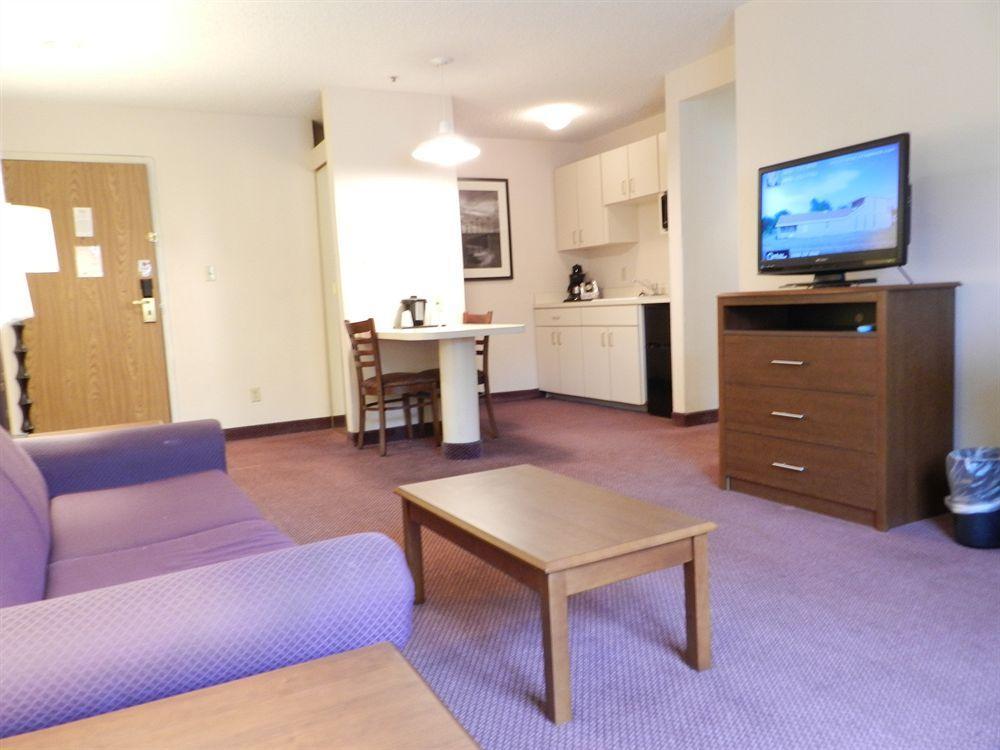 Ashmore Inn And Suites Lubbock Dış mekan fotoğraf