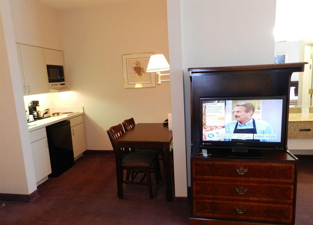 Ashmore Inn And Suites Lubbock Dış mekan fotoğraf