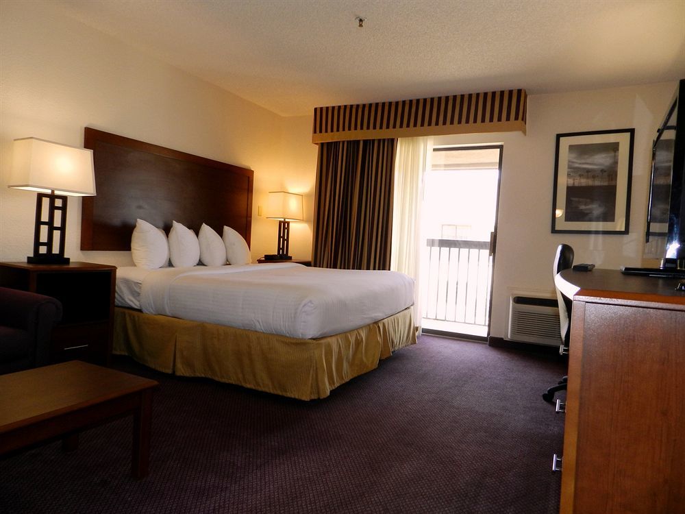 Ashmore Inn And Suites Lubbock Dış mekan fotoğraf