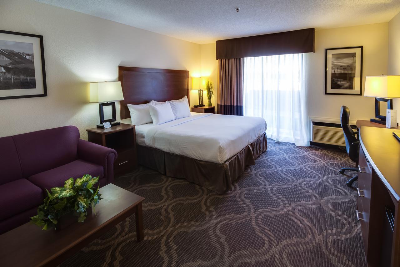 Ashmore Inn And Suites Lubbock Dış mekan fotoğraf