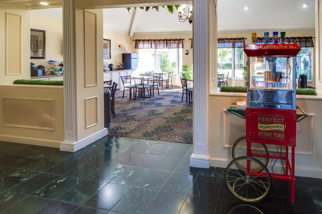 Ashmore Inn And Suites Lubbock Dış mekan fotoğraf