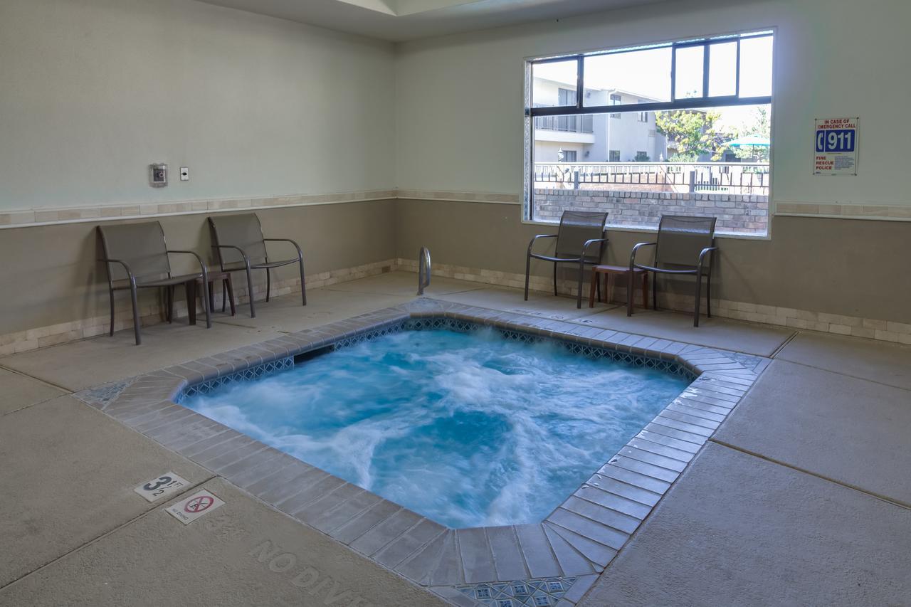 Ashmore Inn And Suites Lubbock Dış mekan fotoğraf