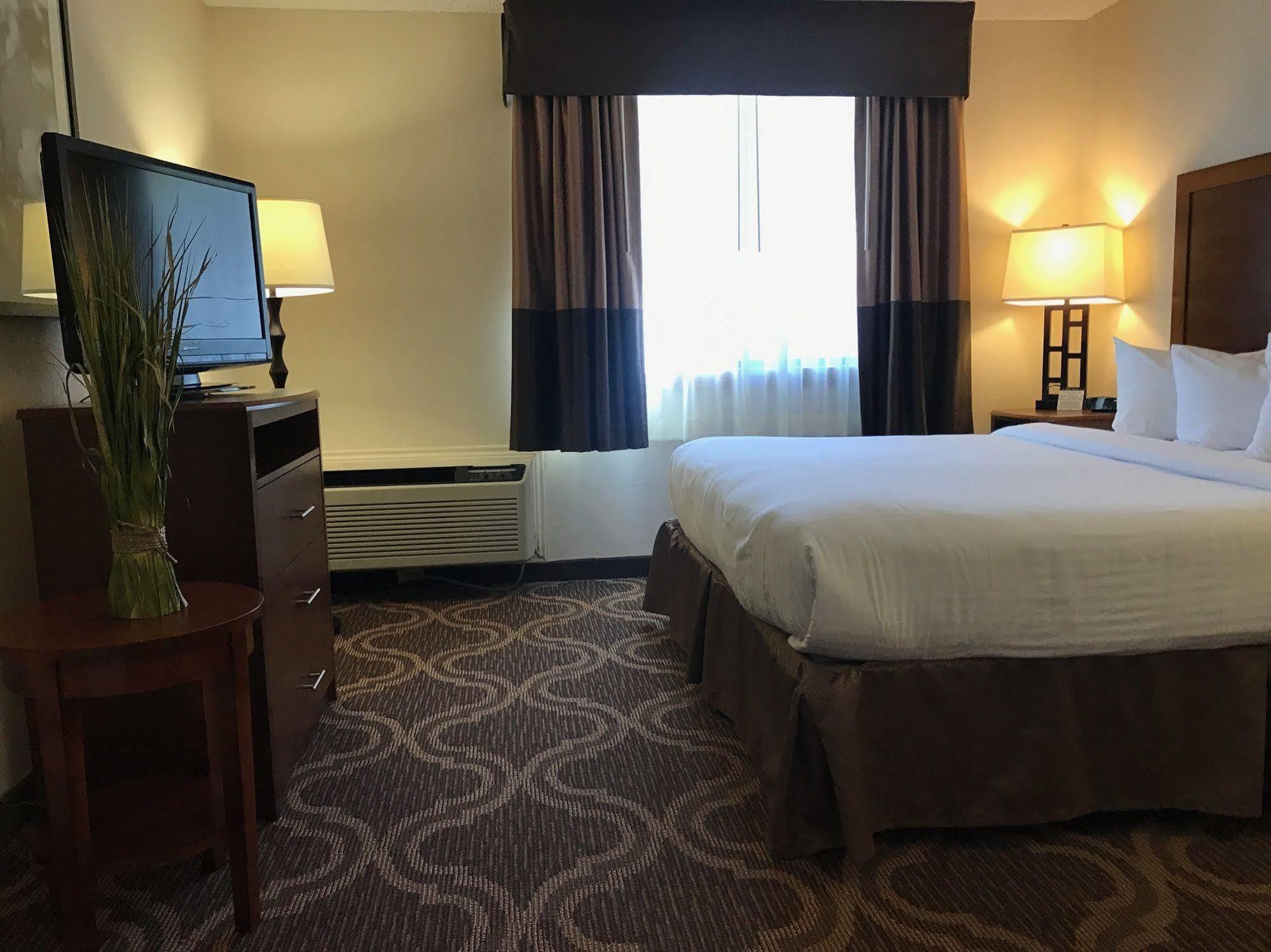 Ashmore Inn And Suites Lubbock Dış mekan fotoğraf
