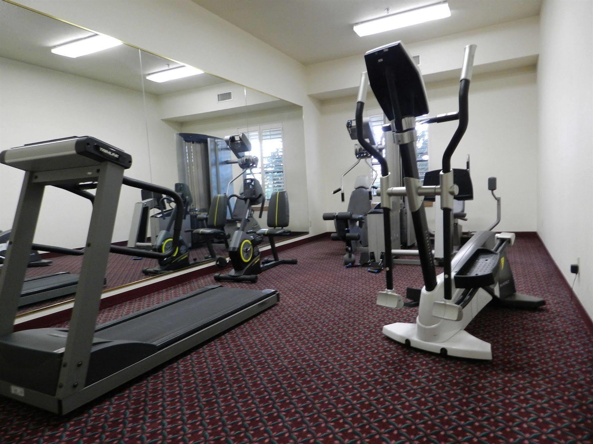 Ashmore Inn And Suites Lubbock Dış mekan fotoğraf