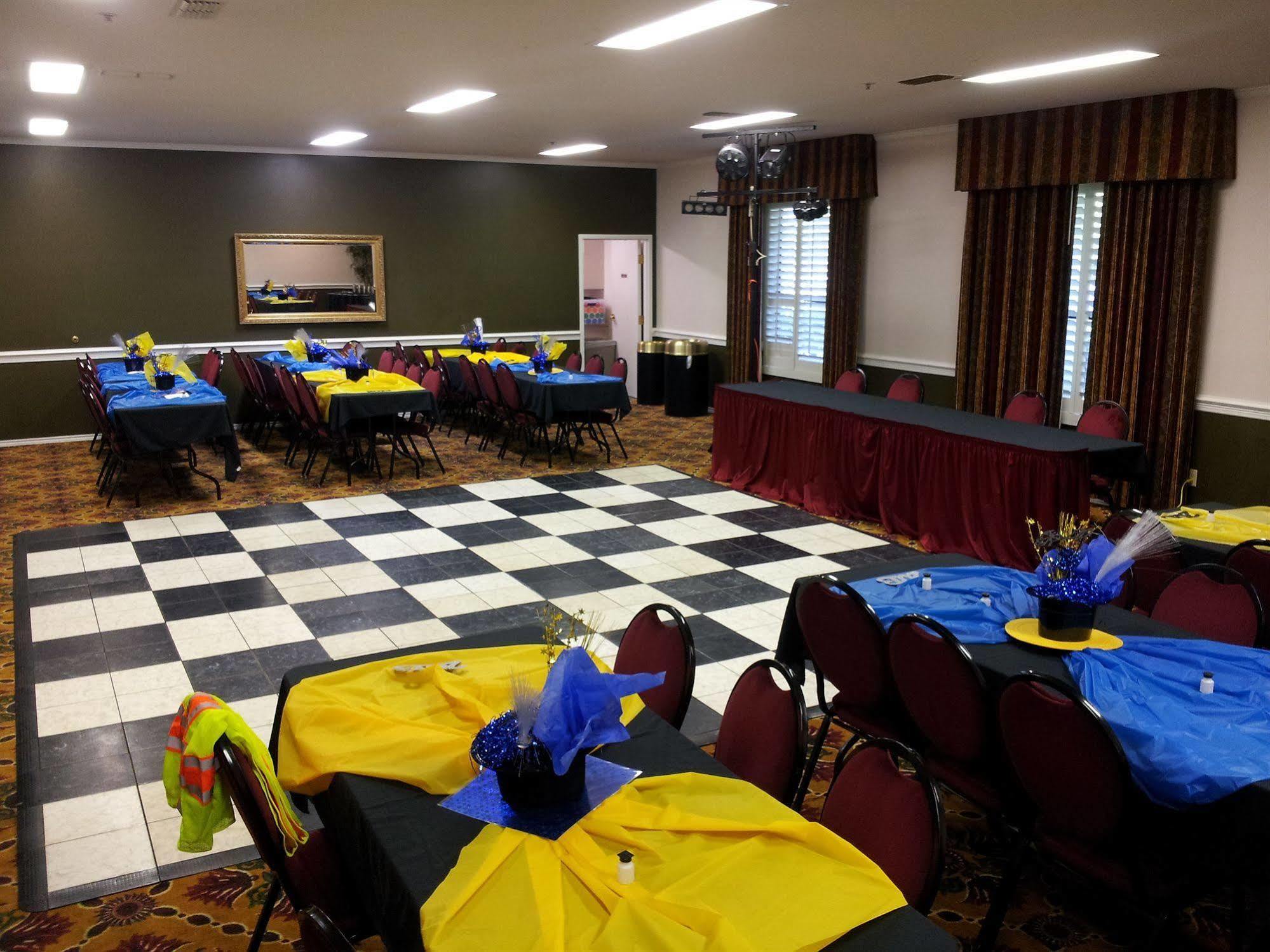 Ashmore Inn And Suites Lubbock Dış mekan fotoğraf