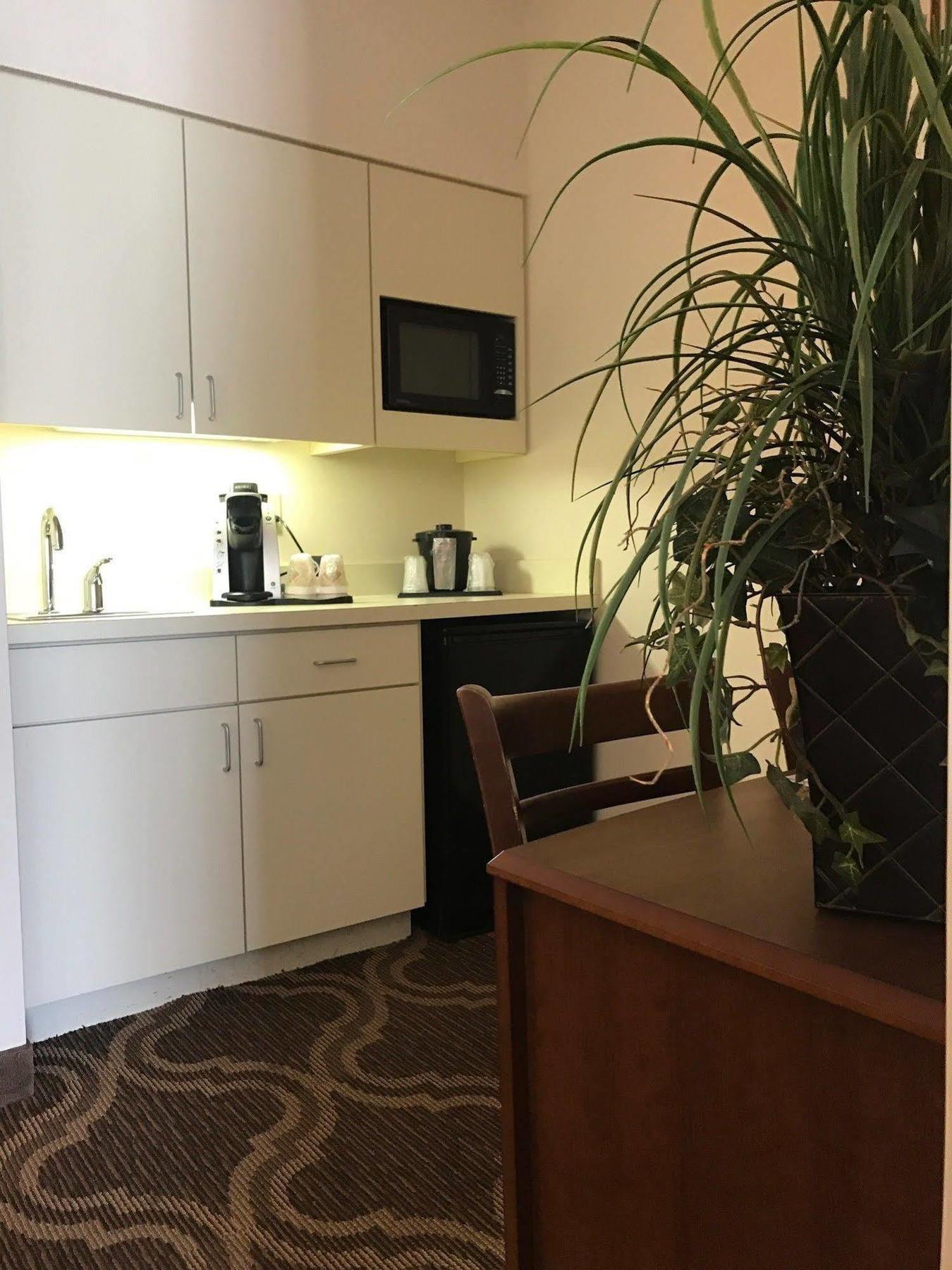 Ashmore Inn And Suites Lubbock Dış mekan fotoğraf